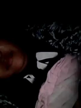 Snapshot of Flamerah chatting on October 15, 2025, 5:54 pm Flamerah online show from October 15, 2025, 5:54 pm