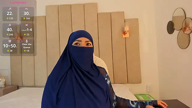 Snapshot of _naylaa_ chatting on November 19, 2025, 4:01 am naylaa online show from November 19, 2025, 4:01 am