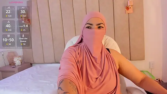 Snapshot of _naylaa_ chatting on November 30, 2025, 4:13 am naylaa online show from November 30, 2025, 4:13 am