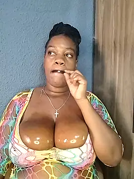 Snapshot of SweetBedroomEyez chatting on April 16, 2026, 11:11 am SweetBedroomEyez online show from April 16, 2026, 11:11 am