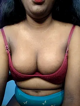 Snapshot of Lovely_Payal chatting on October 21, 2025, 12:00 am Lovely Payal online show from October 21, 2025, 12:00 am