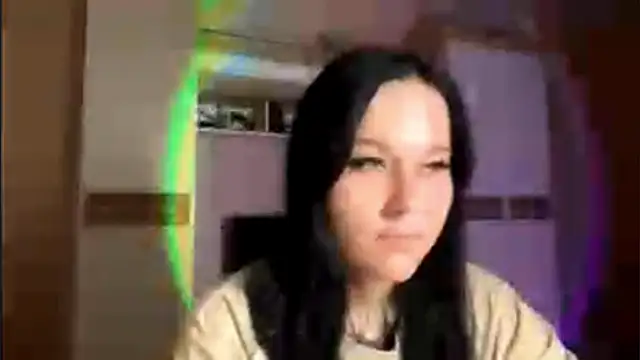 KristenGoodmon online show from October 17, 2025, 8:50 am