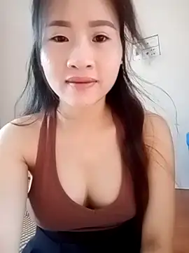 tuongvycute online show from October 19, 2025, 1:52 am