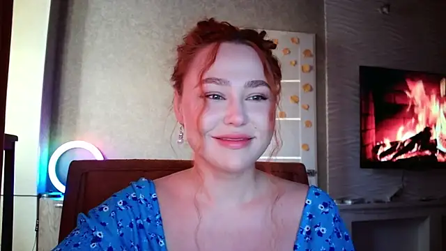 LolaMint  online show from November 12, 2025, 11:25 am