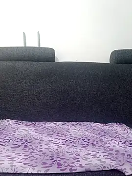 pontsho2004 online show from October 18, 2025, 6:21 pm