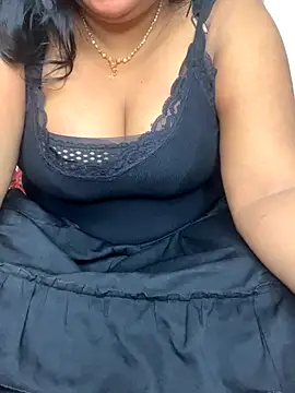 Snapshot of AttractiveDesiGirl chatting on October 10, 2025, 5:14 pm AttractiveDesiGirl online show from October 10, 2025, 5:14 pm