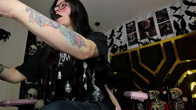 Evangelinejoness  online show from December 17, 2025, 11:37 am