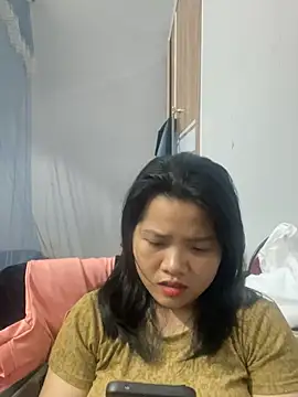 Snapshot of anne_baby2k chatting on April 19, 2026, 3:13 pm anne baby2k online show from April 19, 2026, 3:13 pm