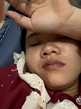 Snapshot of anne_baby2k chatting on November 8, 2025, 2:20 pm anne baby2k online show from November 8, 2025, 2:20 pm