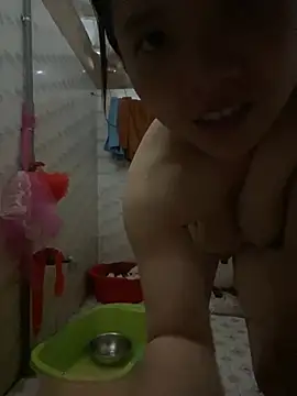 Snapshot of anne_baby2k chatting on March 22, 2026, 11:01 am anne baby2k online show from March 22, 2026, 11:01 am