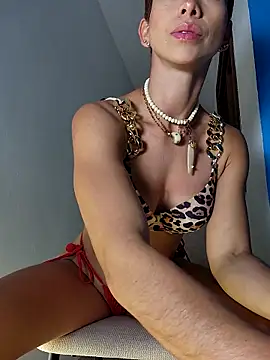 Snapshot of Alice_Barry chatting on March 22, 2026, 11:28 pm Alice Barry online show from March 22, 2026, 11:28 pm