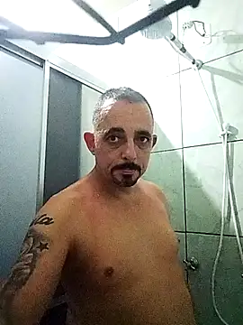 Snapshot of MORENORC79 chatting on April 2, 2026, 3:35 am MORENORC79 online show from April 2, 2026, 3:35 am