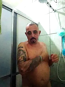 Snapshot of MORENORC79 chatting on April 4, 2026, 12:39 am MORENORC79 online show from April 4, 2026, 12:39 am