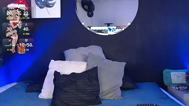 Snapshot of TamaraaRoss_ chatting on December 5, 2025, 6:28 pm TamaraaRoss online show from December 5, 2025, 6:28 pm