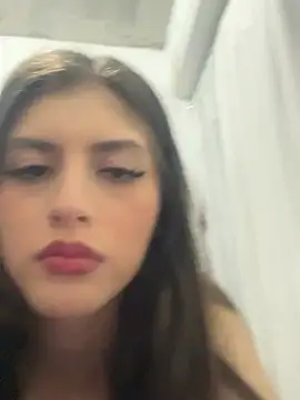 AlessiaLuxx online show from April 27, 2026, 11:25 pm