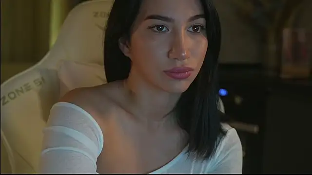 Snapshot of LeoBamble chatting on October 24, 2025, 5:28 am LeoBamble online show from October 24, 2025, 5:28 am