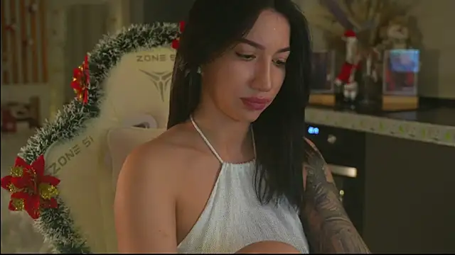 Snapshot of LeoBamble chatting on December 19, 2025, 5:15 pm LeoBamble online show from December 19, 2025, 5:15 pm