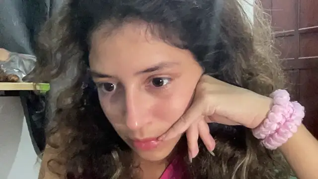 Snapshot of absoluthorrorfield chatting on February 13, 2026, 4:40 pm absoluthorrorfield online show from February 13, 2026, 4:40 pm