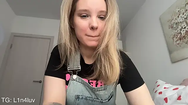 AIicaparkerc online show from February 8, 2026, 10:13 am