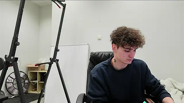 Snapshot of Nick_Phillip chatting on November 29, 2025, 2:39 pm Nick Phillip online show from November 29, 2025, 2:39 pm