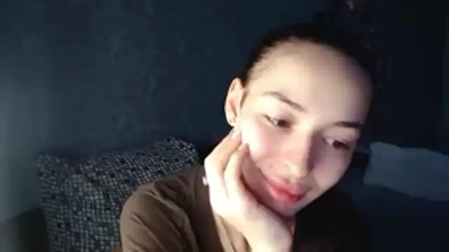 Daphne Darkthorn online show from November 11, 2025, 11:16 am