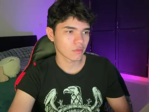 Im Camii online show from April 12, 2026, 6:22 pm