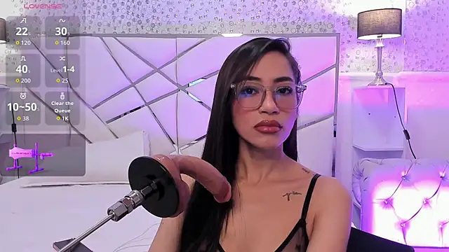 Snapshot of GabbiePrice chatting on April 21, 2026, 12:12 pm GabbiePrice online show from April 21, 2026, 12:12 pm