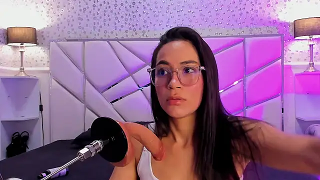 Snapshot of GabbiePrice chatting on March 22, 2026, 6:09 pm GabbiePrice online show from March 22, 2026, 6:09 pm