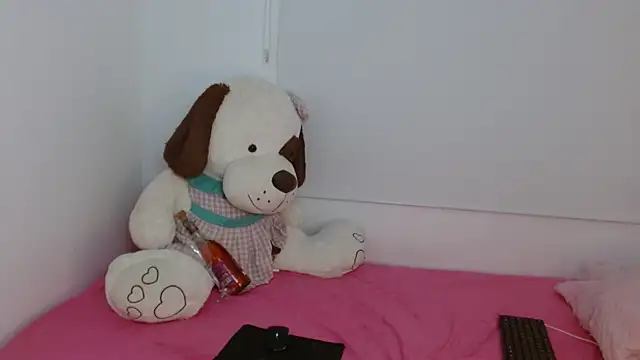 Snapshot of dasha_naughty chatting on November 19, 2025, 11:38 pm dasha naughty online show from November 19, 2025, 11:38 pm