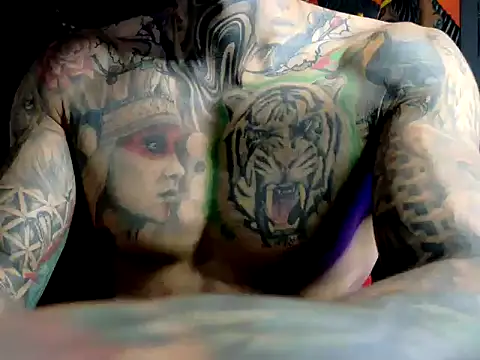 Molotov Explosive online show from January 5, 2026, 7:06 pm