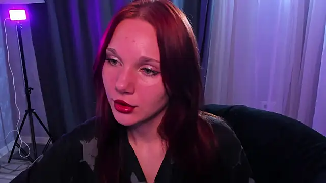 Snapshot of MargoViento chatting on October 30, 2025, 9:22 pm MargoViento online show from October 30, 2025, 9:22 pm