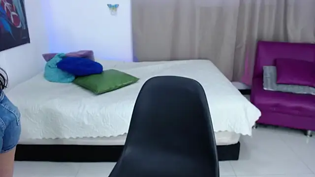 skarlett222 online show from October 22, 2025, 11:14 pm