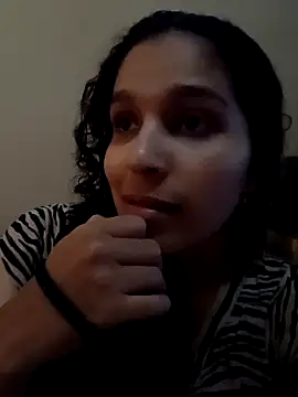 Snapshot of Belindamuller chatting on December 1, 2025, 5:58 pm Belindamuller online show from December 1, 2025, 5:58 pm