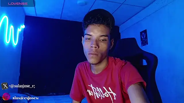 jhojan foxxx  online show from November 27, 2025, 9:04 pm