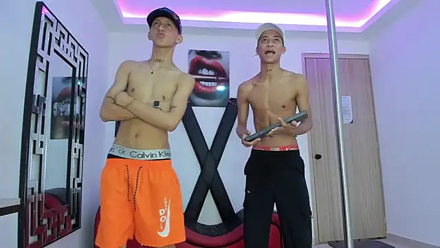 EMPIRE BOYS1 online show from November 12, 2025, 7:18 pm