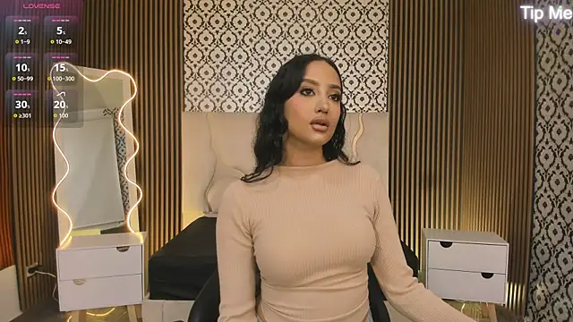 BEELLA TAY1 online show from October 22, 2025, 2:16 pm