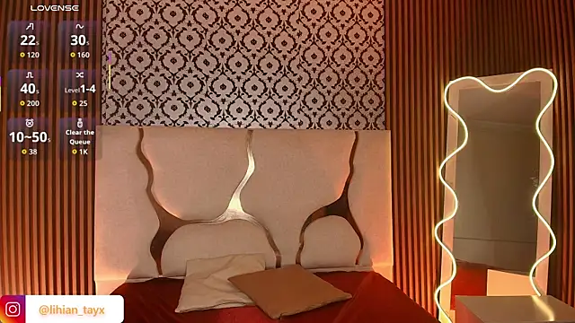 Snapshot of BEELLA_TAY1 chatting on January 12, 2026, 11:50 am BEELLA TAY1 online show from January 12, 2026, 11:50 am