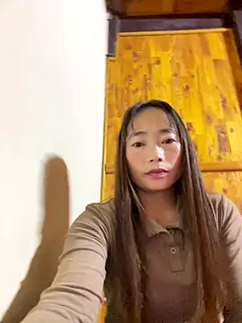 Maymay   online show from November 1, 2025, 2:40 am