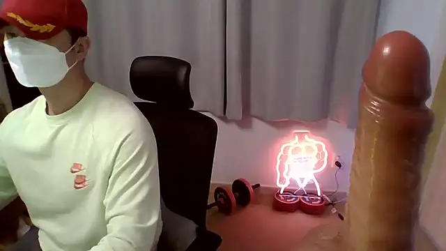 Snapshot of redcap1111 chatting on November 29, 2025, 11:21 am redcap1111 online show from November 29, 2025, 11:21 am