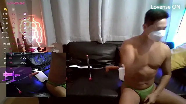 Snapshot of redcap1111 chatting on March 25, 2026, 2:05 pm redcap1111 online show from March 25, 2026, 2:05 pm