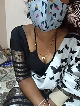 Best Kannada Couple online show from December 17, 2025, 5:45 am