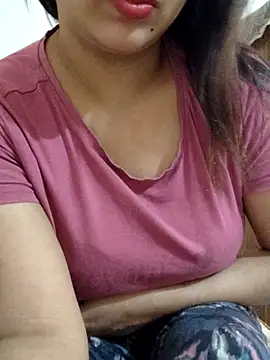 Snapshot of Tanha18 chatting on November 24, 2025, 7:19 am Tanha18 online show from November 24, 2025, 7:19 am