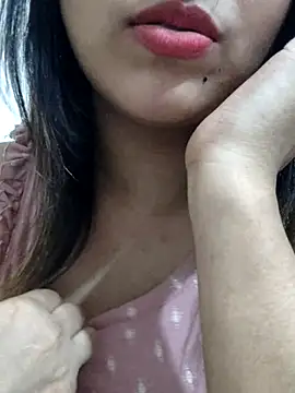 Snapshot of Tanha18 chatting on October 21, 2025, 9:14 pm Tanha18 online show from October 21, 2025, 9:14 pm