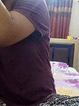 Tanha18 online show from February 5, 2026, 12:45 pm