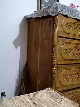 Snapshot of Tanha18 chatting on November 19, 2025, 2:50 pm Tanha18 online show from November 19, 2025, 2:50 pm