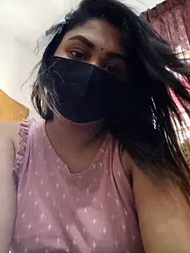 Snapshot of Tanha18 chatting on October 12, 2025, 8:16 am Tanha18 online show from October 12, 2025, 8:16 am