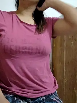 Snapshot of Tanha18 chatting on November 23, 2025, 7:02 pm Tanha18 online show from November 23, 2025, 7:02 pm