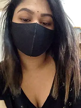 Snapshot of Tanha18 chatting on October 21, 2025, 6:57 am Tanha18 online show from October 21, 2025, 6:57 am