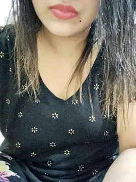 Snapshot of Tanha18 chatting on November 16, 2025, 11:26 am Tanha18 online show from November 16, 2025, 11:26 am