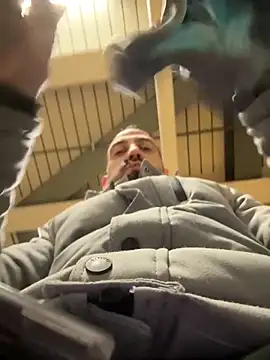 AlexGogo23 online show from February 2, 2026, 5:17 am